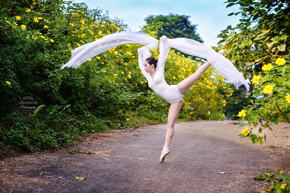 Đắm say điệu vũ ballet của thiếu nữ Hà thành giữa rừng núi Ba Vì - 7 Đắm say điệu vũ ballet của thiếu nữ Hà thành giữa rừng núi Ba Vì - 7
