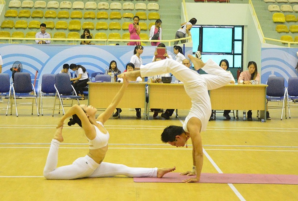 Cặp đôi Yoga nổi tiếng đất Hải Phòng vô địch giải Yoga toàn quốc - 4 Cặp đôi Yoga nổi tiếng đất Hải Phòng vô địch giải Yoga toàn quốc - 4