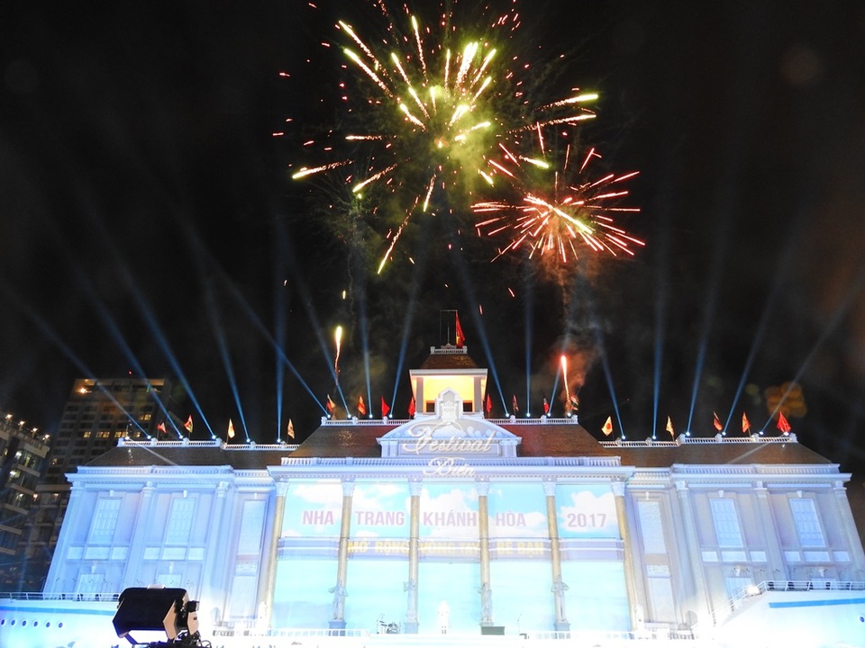 Festival Biển Nha Trang - Khánh Hòa 2017: “Mở rộng vòng tay bè bạn” - 3 Festival Biển Nha Trang - Khánh Hòa 2017: “Mở rộng vòng tay bè bạn” - 3