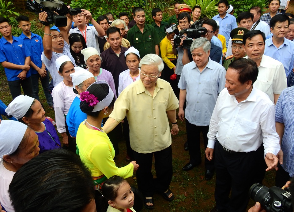 Tổng Bí thư thiện cảm với cái tên Hòa Bình, Phong Phú, Tân Lạc - 2 Tổng Bí thư thiện cảm với cái tên Hòa Bình, Phong Phú, Tân Lạc - 2