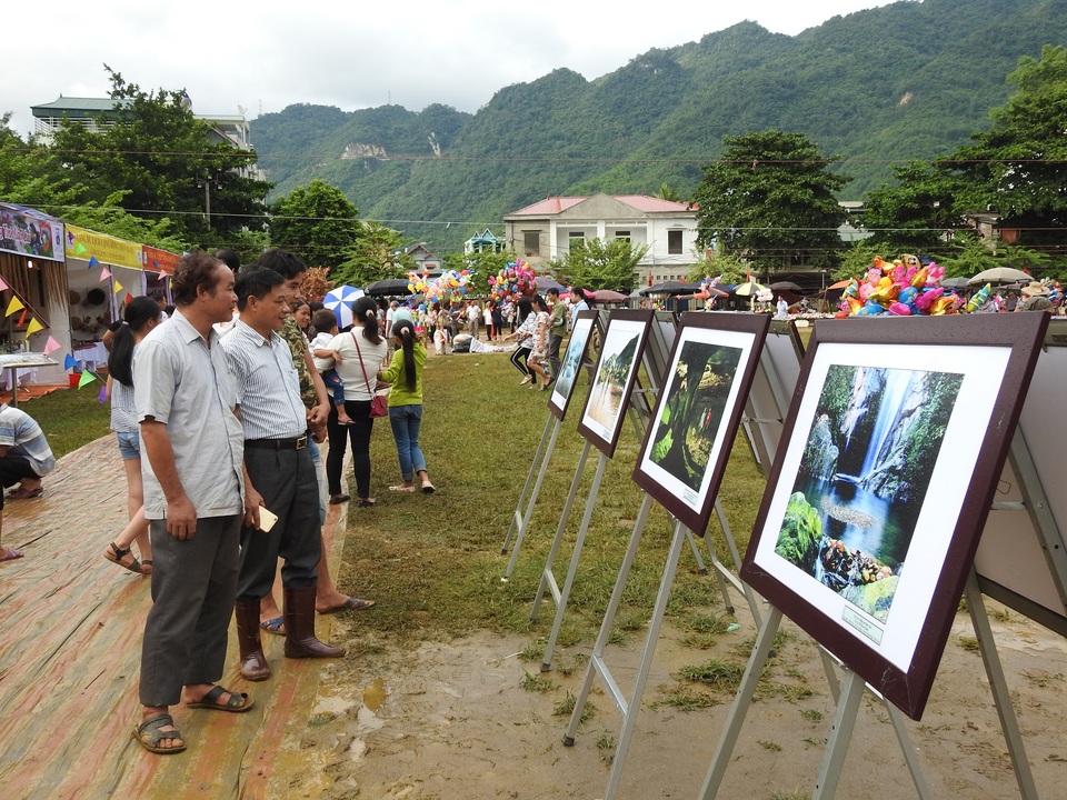 Khai mạc Liên hoan làng du lịch cộng đồng các tỉnh Tây Bắc mở rộng 2017 - 4 Khai mạc Liên hoan làng du lịch cộng đồng các tỉnh Tây Bắc mở rộng 2017 - 4