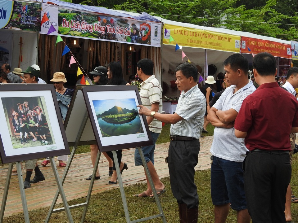 Khai mạc Liên hoan làng du lịch cộng đồng các tỉnh Tây Bắc mở rộng 2017 - 3 Khai mạc Liên hoan làng du lịch cộng đồng các tỉnh Tây Bắc mở rộng 2017 - 3