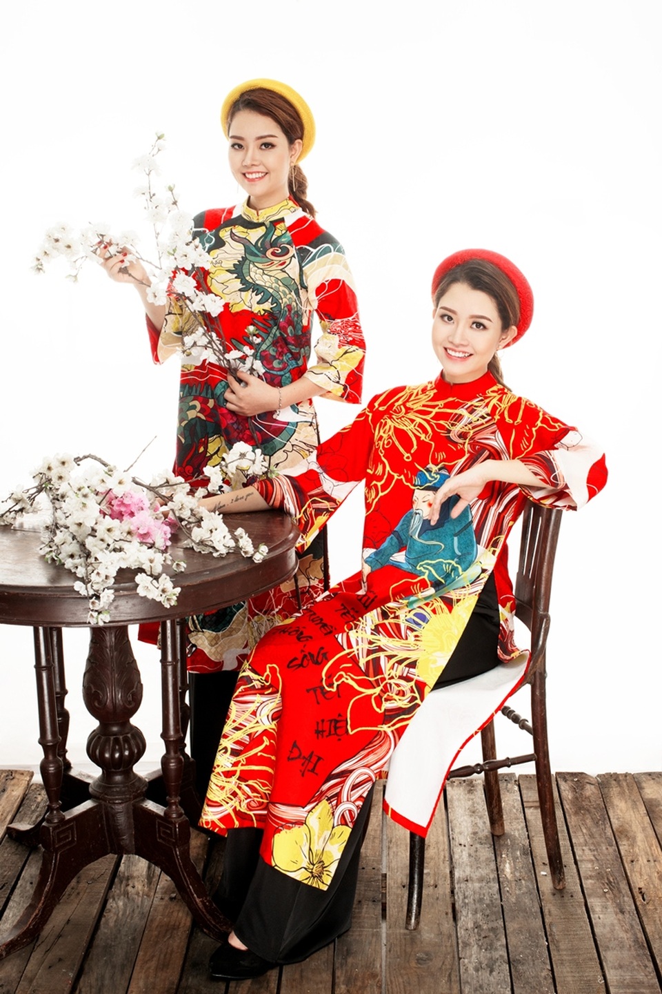Cặp song sinh Bảo Anh – Bảo Trân xinh đẹp đón Tết - 3 Mới đây, nhóm nhạc trẻ Jemini cho ra mắt ca khúc mới mang tên “Xuân có anh” để hòa cùng không khí của những ngày Tết đang đến rất gần. Với gia điệu và ca từ gần gũi, ca khúc hứa hẹn là một trong những sáng tác được yêu thích trong mùa Xuân năm nay.