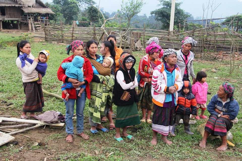 Khánh thành công trình phòng học Dân trí thứ 10 tại điểm trường bản Sy - 14 Khánh thành công trình phòng học Dân trí thứ 10 tại điểm trường bản Sy - 14