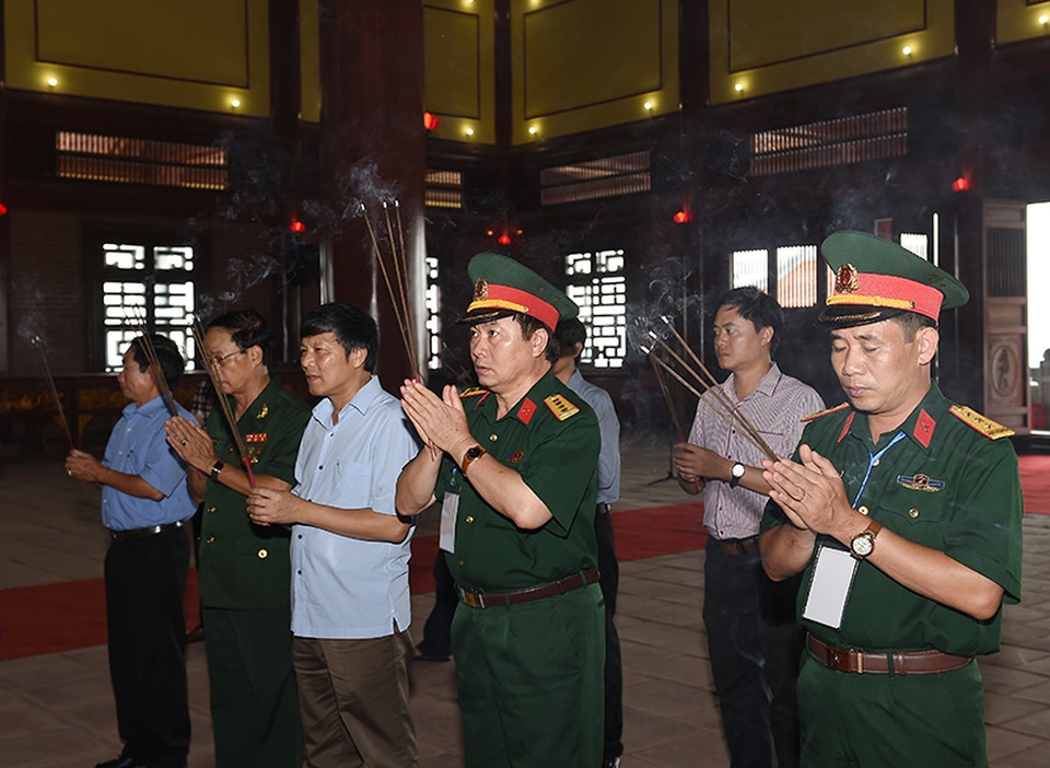 Nhiều hoạt động tri ân, đền ơn đáp nghĩa tại Thanh Hóa sau chặng đua thứ 2 - 6 Nhiều hoạt động tri ân, đền ơn đáp nghĩa tại Thanh Hóa sau chặng đua thứ 2 - 6