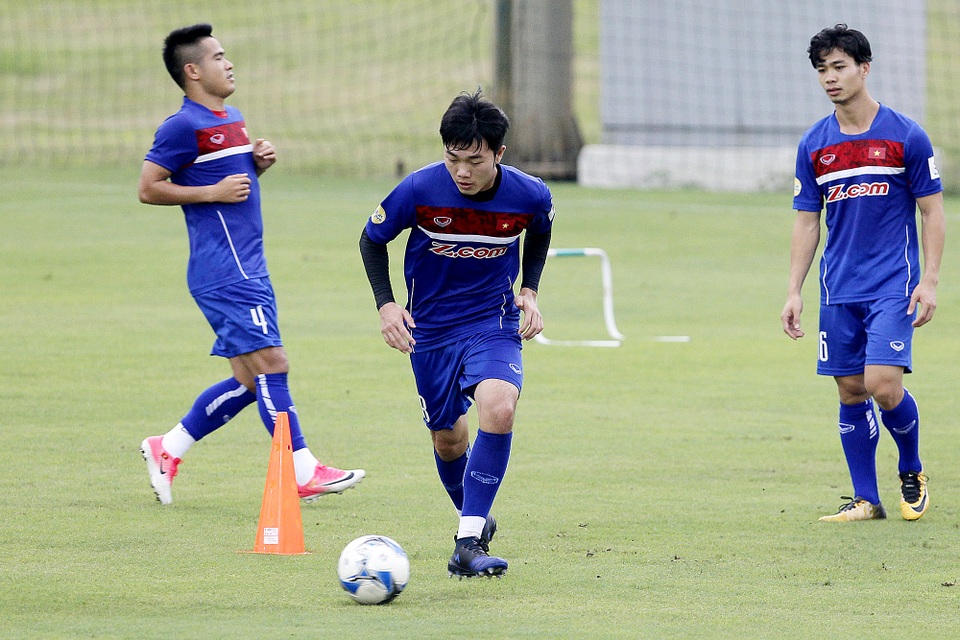 
Xuân Trường hào hứng khi được làm việc cùng HLV Park Hang Seo - Ảnh: Gia Hưng
