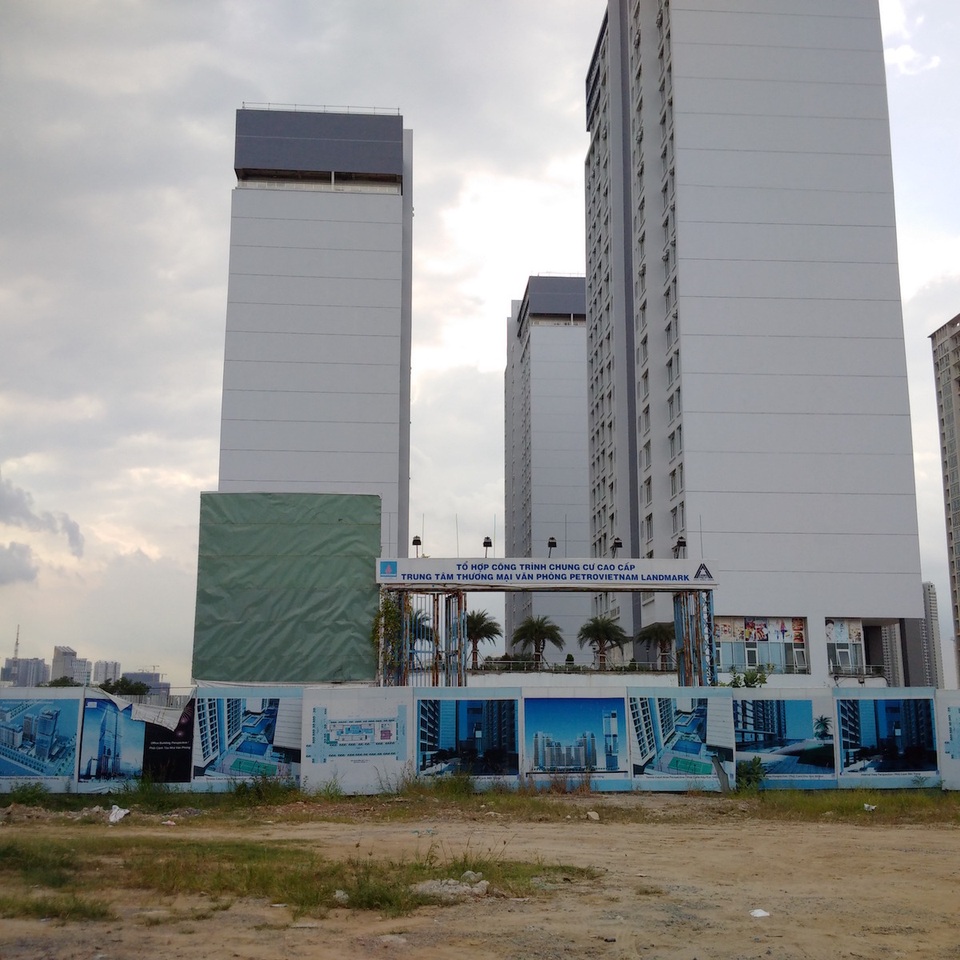 Dù bị phong toả nhưng dự án vẫn thi công giai đoạn cuối