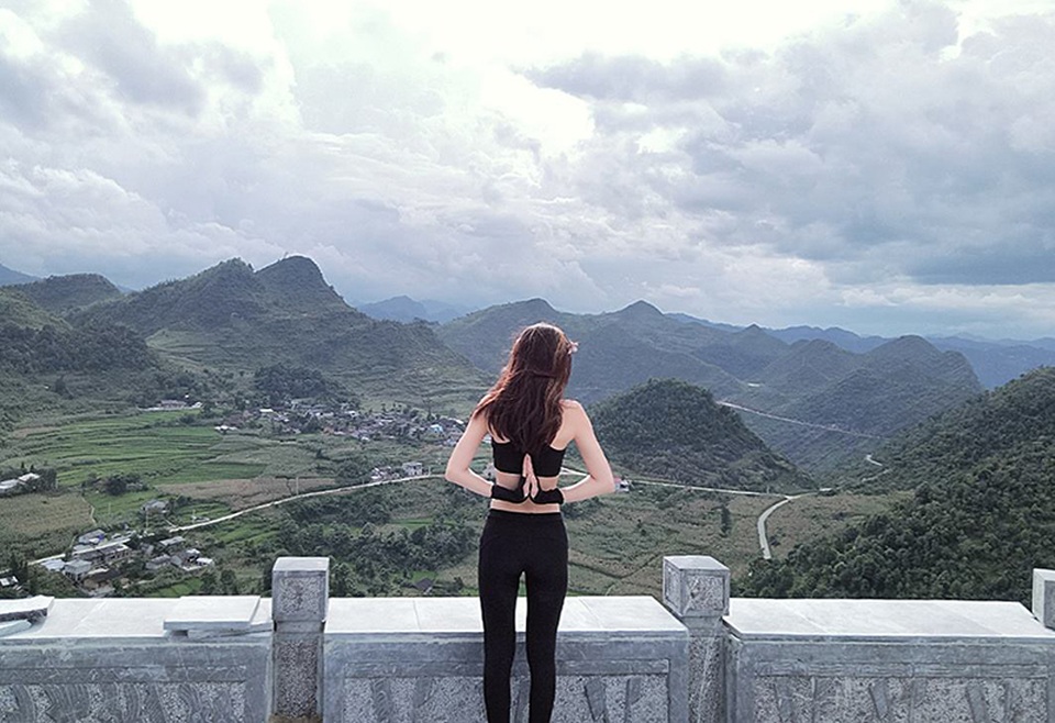 Đam mê du lịch độc hành của nữ sinh 20 tuổi - 2 Những hình ảnh lưu trữ của Duyên trong những chuyến du lịch do cô dùng chân máy ảnh chụp lại.