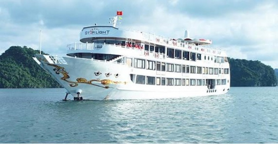 Những trải nghiệm du lịch “sang chảnh” tại Việt Nam khiến nhiều người mơ ước - 4 Trải nghiệm chuyến du lịch trên du thuyền sẽ đem đến cảm giác mới lạ.