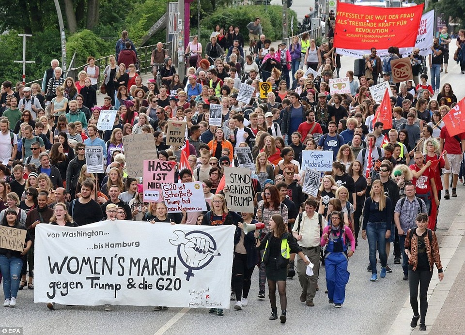 Công tác an ninh tại Hamburg đang được thắt chặt khi nhiều nguyên thủ quốc gia, trong đó có Tổng thống Mỹ Donald Trump và Tổng thống Nga Vladimir Putin, sẽ tới dự hội nghị G20 lần này. (Ảnh: EPA)