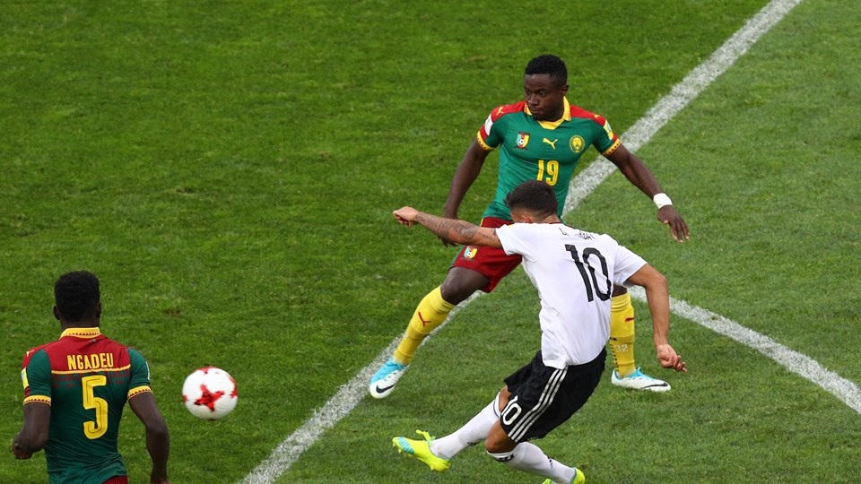 Hạ gục Cameroon, Đức gặp Mexico ở bán kết Confederations Cup - 6
Demirbay mở tỷ số 1-0 cho Đức sau pha dứt điểm quyết đoán