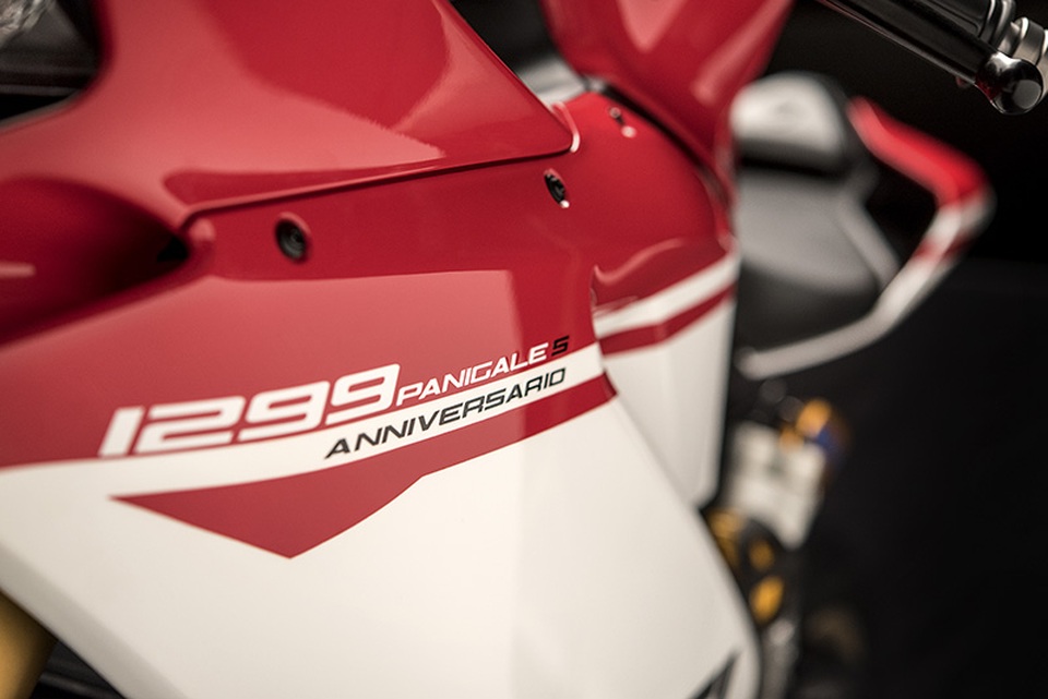 Ducati 1299 Panigale S Anniversario - Dấu ấn 90 năm - 5 Ducati 1299 Panigale S Anniversario - Dấu ấn 90 năm - 5