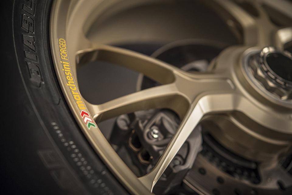Ducati 1299 Panigale S Anniversario - Dấu ấn 90 năm - 12 Ducati 1299 Panigale S Anniversario - Dấu ấn 90 năm - 12