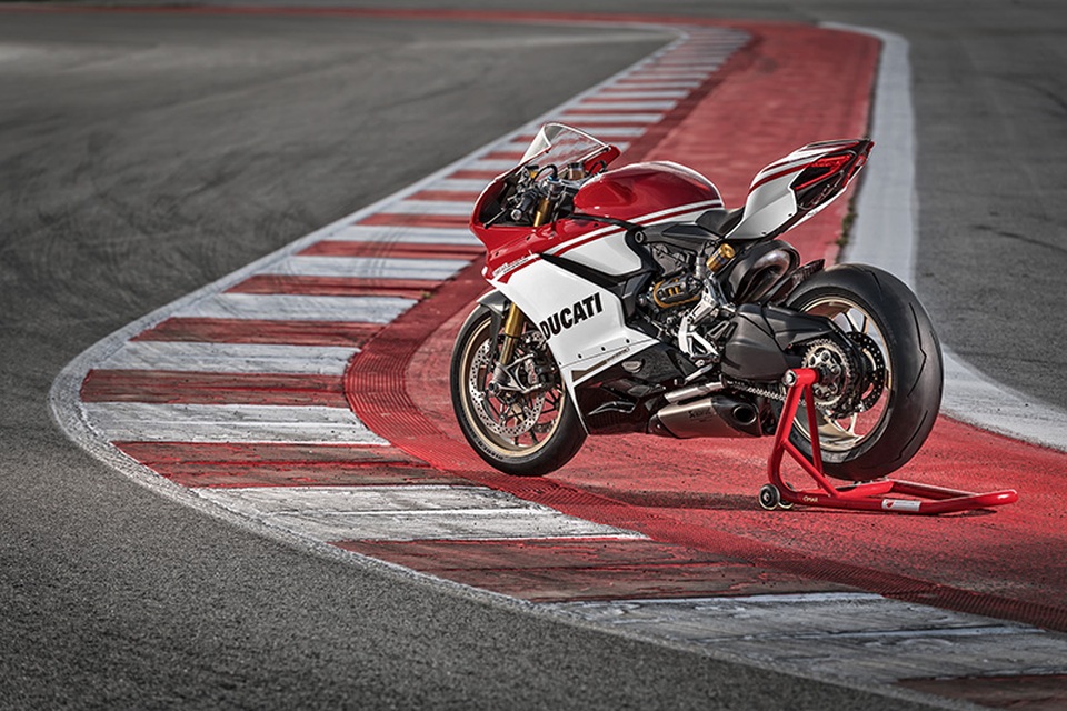 Ducati 1299 Panigale S Anniversario - Dấu ấn 90 năm - 3 Ducati 1299 Panigale S Anniversario - Dấu ấn 90 năm - 3