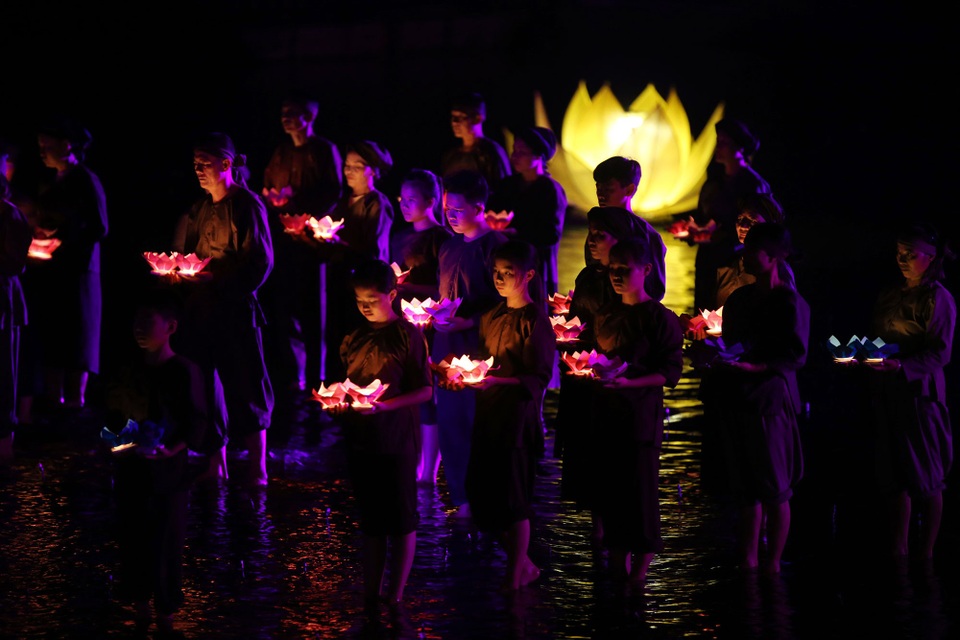 200 “nghệ sĩ nông dân” cùng trình diễn “Tinh hoa Bắc Bộ” - 3