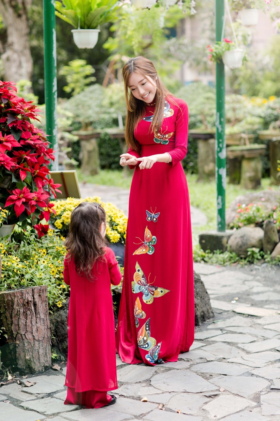 Elly Trần: “Nhất định không để các con mất Tết cổ truyền” - 11 Elly Trần: “Nhất định không để các con mất Tết cổ truyền” - 11