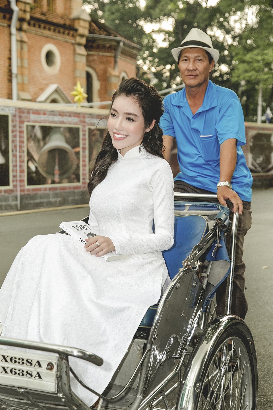 Ở độ tuổi phát triển quan trọng của các con, Elly Trần muốn dành hết tình yêu thương và sự chăm sóc kỹ lưỡng nhất. Bên cạnh đó, nữ diễn viên tập trung kinh doanh.