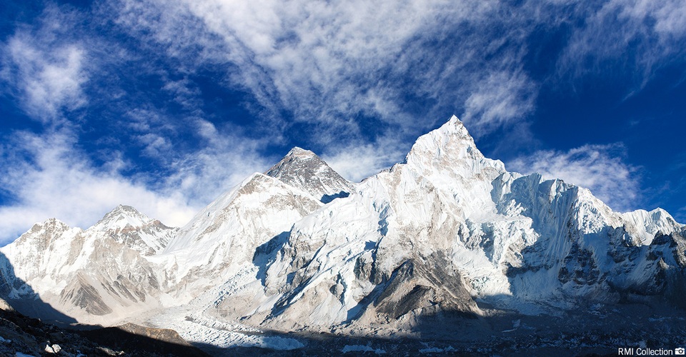 Liên tiếp các nhà leo núi tử nạn ở đỉnh Everest - 1 Nóc nhà thế giới - đỉnh Everest