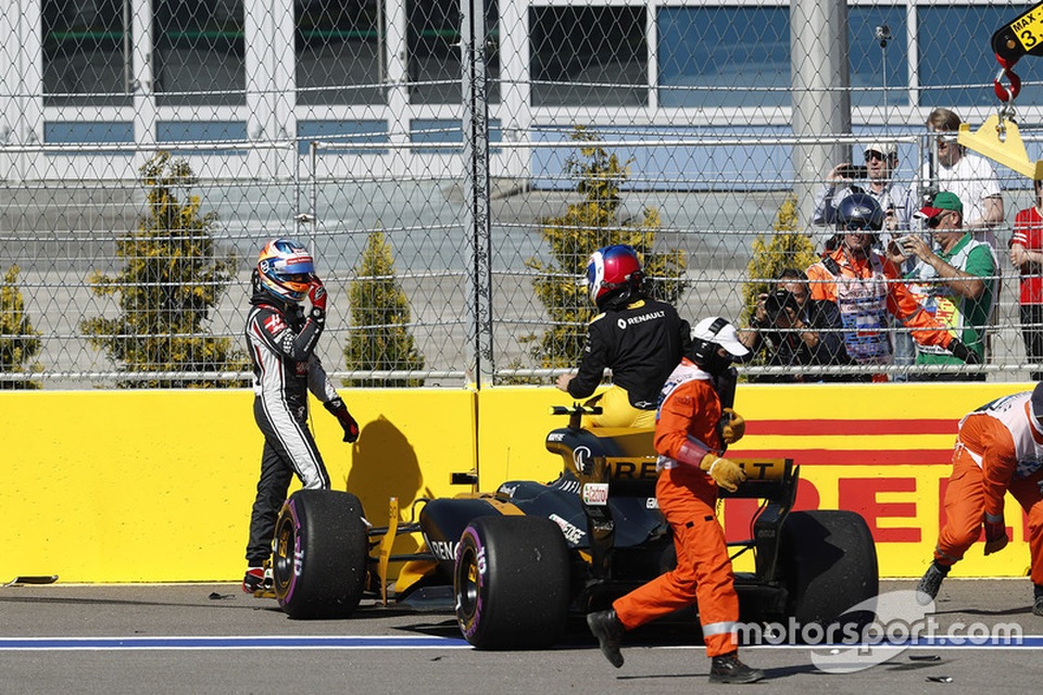 Chặng 4: Valtteri Bottas lần đầu đăng quang tại F1 - 5 Chặng 4: Valtteri Bottas lần đầu đăng quang tại F1 - 5