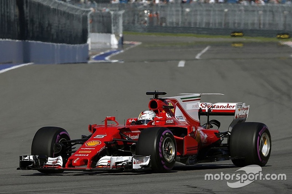 Vettel xuất sắc có pole tại Sochi - 7 Vettel xuất sắc có pole tại Sochi - 7