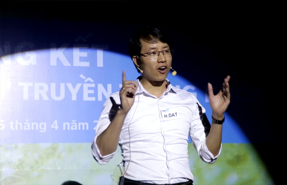 Thí sinh đại sứ truyền thông “giải mã tình yêu bằng khoa học” - 7
Hoàng Tiến Đạt – Giảng viên Khoa Quốc tế - ĐH Kỹ thuật Công nghiệp – ĐH Thái Nguyên lựa chọn đề tài Công nghệ in sinh học – tái tạo các bộ phận cơ thể người từ tế bào gốc.