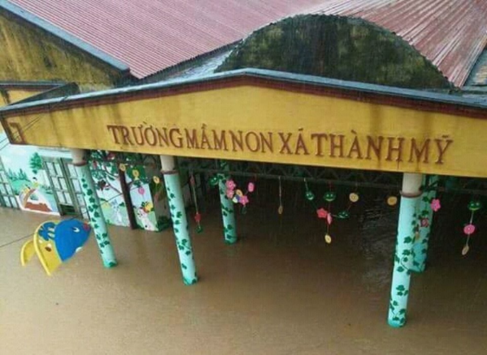 Một tuần sau trận lũ lịch sử, nhiều học sinh vẫn chưa thể đến trường - 1 Nhiều trường học tại huyện Thạch Thành, học sinh vẫn phải nghỉ học do ảnh hưởng của trận lũ lịch sử vừa qua