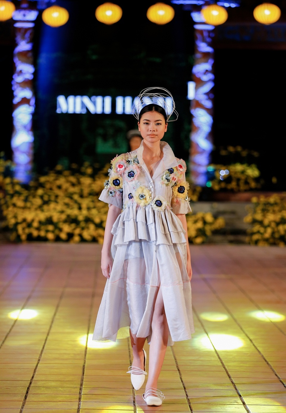 Nhìn lại khoảnh khắc tỏa sáng của dàn Hoa hậu, mỹ nam - 11 Nhìn lại khoảnh khắc tỏa sáng của dàn Hoa hậu, mỹ nam - 11