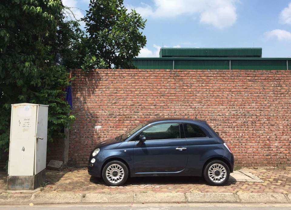 
Xe đã qua sử dụng nhập khẩu vào Việt Nam bị kiểm soát chặt chẽ hơn (Ảnh: Việt Hưng)
