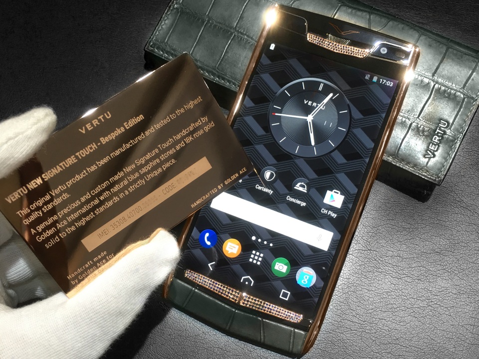 Ngắm mẫu Vertu Signature Touch được chế tác giá 500 triệu đồng - 7 Ngắm mẫu Vertu Signature Touch được chế tác giá 500 triệu đồng - 7