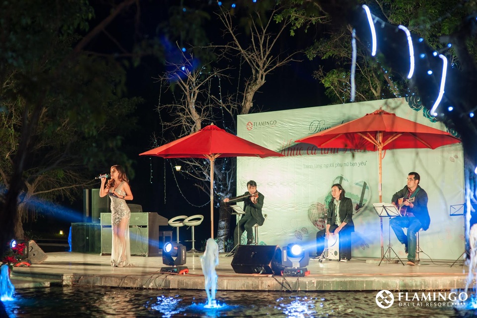 “Khúc ca tình Flamingo – số 1” được tổ chức vào tháng 3 đã thu hút sự quan tâm của những người yêu nhạc.