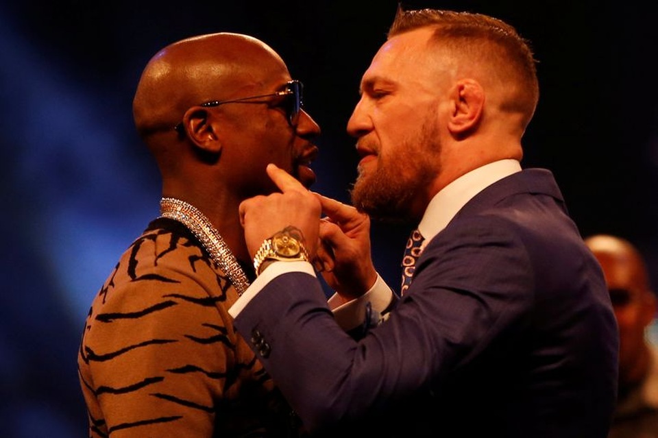 Cháy vé trận quyền anh thế kỷ Mayweather-McGregor, vé chợ đen “lên ngôi” - 1 Trận đấu giữa Mayweather và McGregor cháy vé chỉ sau thời gian ngắn