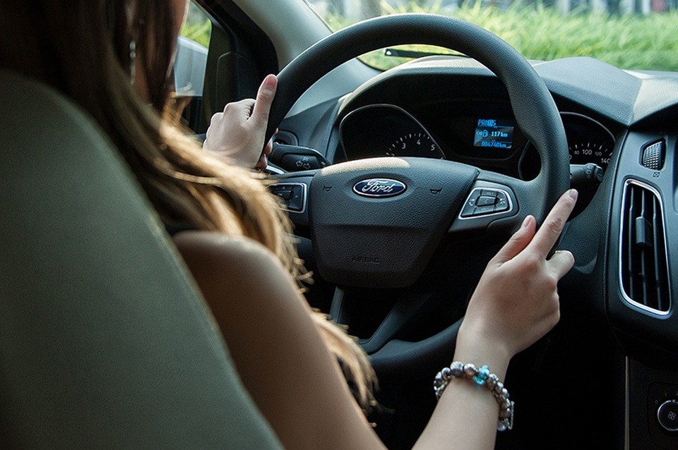 Ford Focus Trend - Những tính năng dành riêng cho phái nữ - 2 Ford Focus Trend - Những tính năng dành riêng cho phái nữ - 2