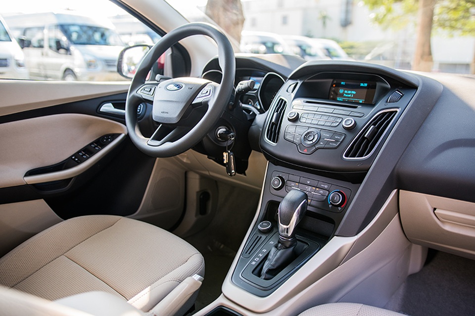 Ford Focus Trend giảm giá mạnh - Cơ hội sở hữu xe rộng mở - 4 Ford Focus Trend giảm giá mạnh - Cơ hội sở hữu xe rộng mở - 4