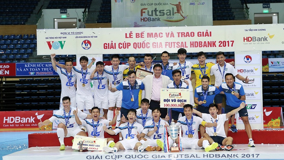 Thái Sơn Nam bảo vệ thành công ngôi vô địch giải futsal cúp Quốc gia HDBank 2017 - 3 Thái Sơn Nam bảo vệ thành công ngôi vô địch giải futsal cúp Quốc gia HDBank 2017 - 3