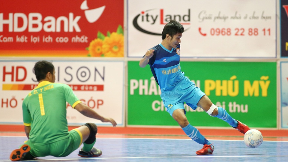 Sanatech Khánh Hoà bất ngờ lên ngôi nhì bảng giải futsal quốc gia 2017 - 1 Sanatech Khánh Hoà đánh bại Sanna Khánh Hoà để chiếm vị trí nhì bảng
