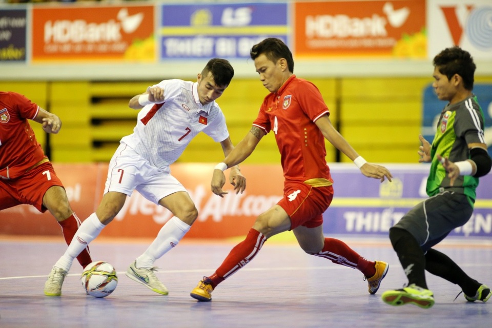 Thái Lan vô địch, đội tuyển futsal Việt Nam chỉ về hạng tư giải futsal Đông Nam Á HDBank Cup 2017 - 2 Thất bại này khiến cho đội bóng của HLV Miguel Rodrigo trắng tay tại giải futsal Đông Nam Á HDBank Cup 2017