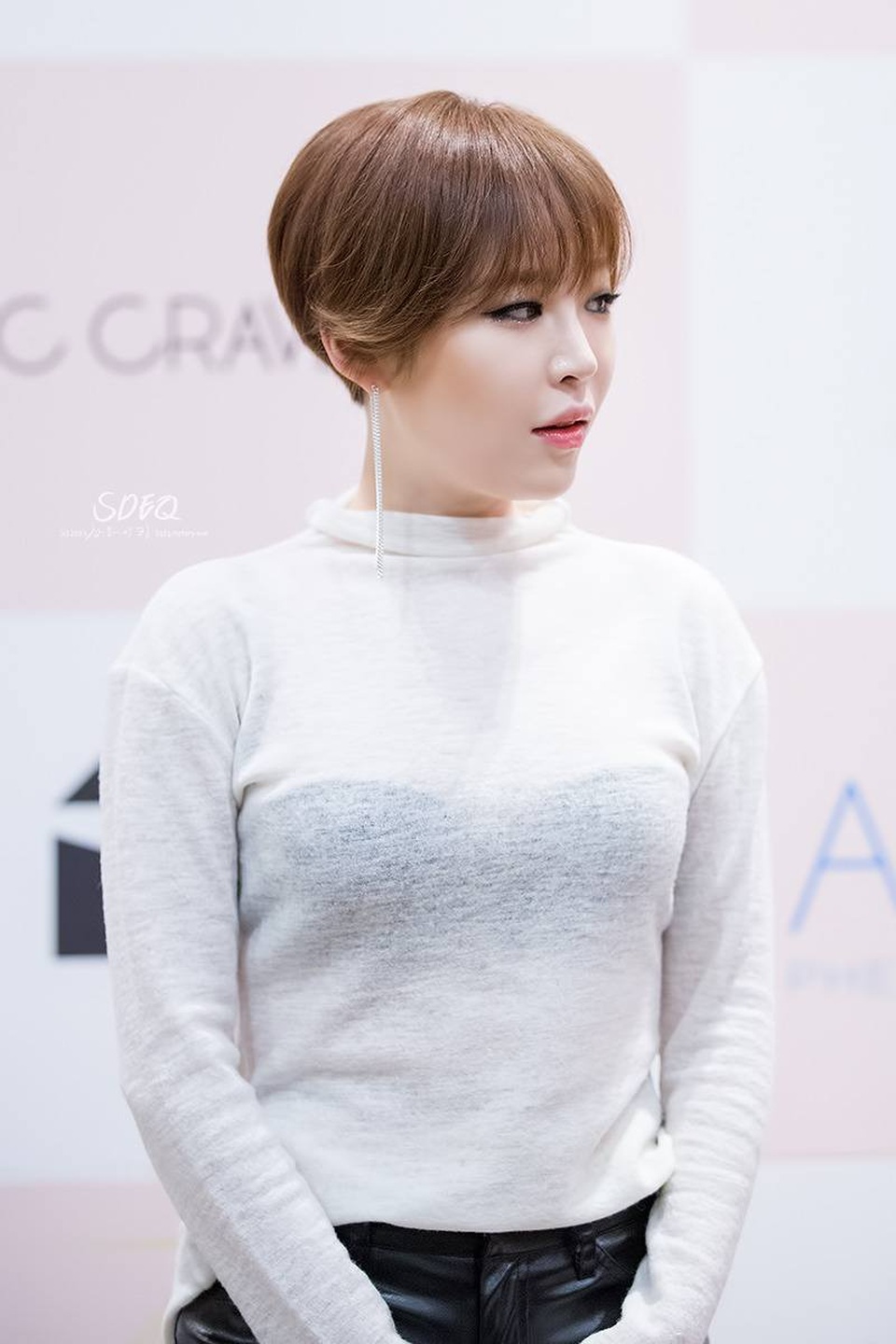 Gain của Brown Eyed Girls gây sốc khi tiết lộ từng được “mời” dùng cần sa - 1
Gain của nhóm Brown Eyed Girls tiết lộ từng được mời sử dụng cần sa trong một bữa tiệc.