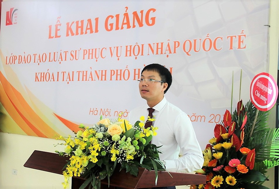 Học viện Tư pháp đào tạo đội ngũ luật sư đáp ứng yêu cầu hội nhập quốc tế - 2 Giám đốc Học viện Tư pháp- ông Đoàn Trung Kiên phát biểu tại lễ khai giảng.