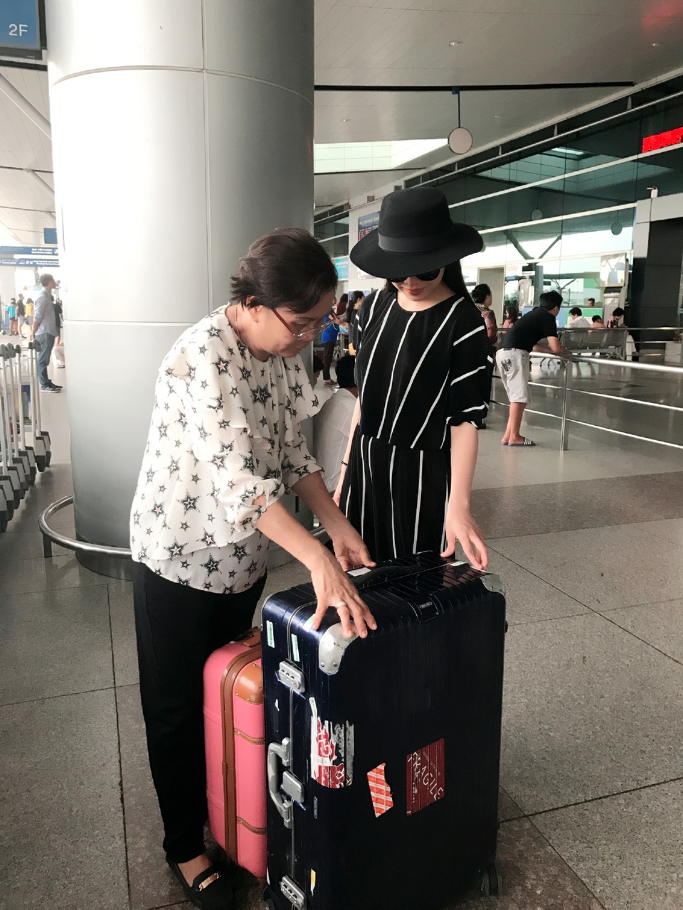 Giang Hồng Ngọc đi lưu diễn một mình ở xứ sở Kangaroo - 1 Giang Hồng Ngọc đi lưu diễn một mình ở xứ sở Kangaroo - 1