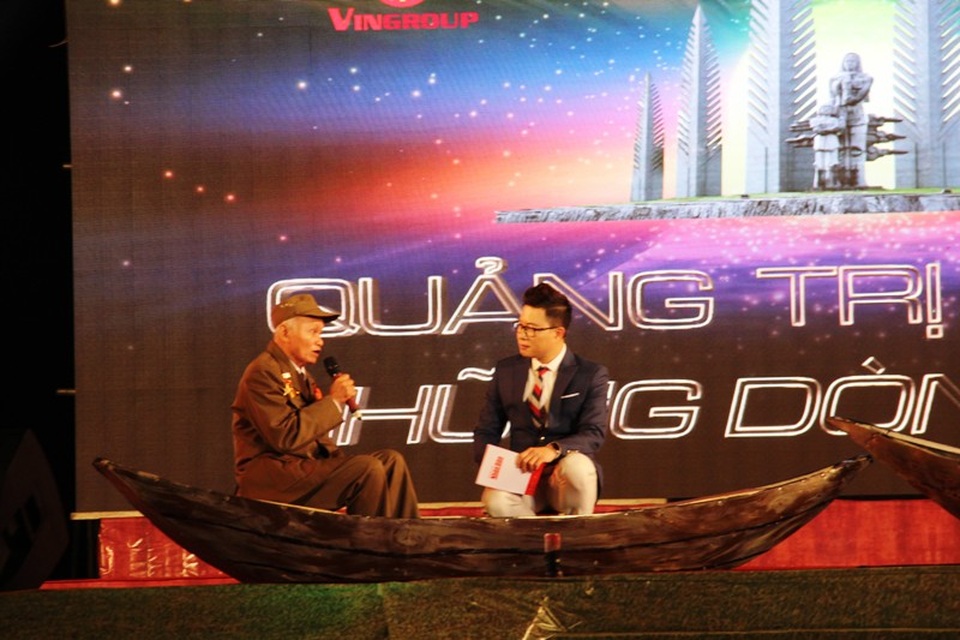 Giao lưu với các nhân chứng lịch sử