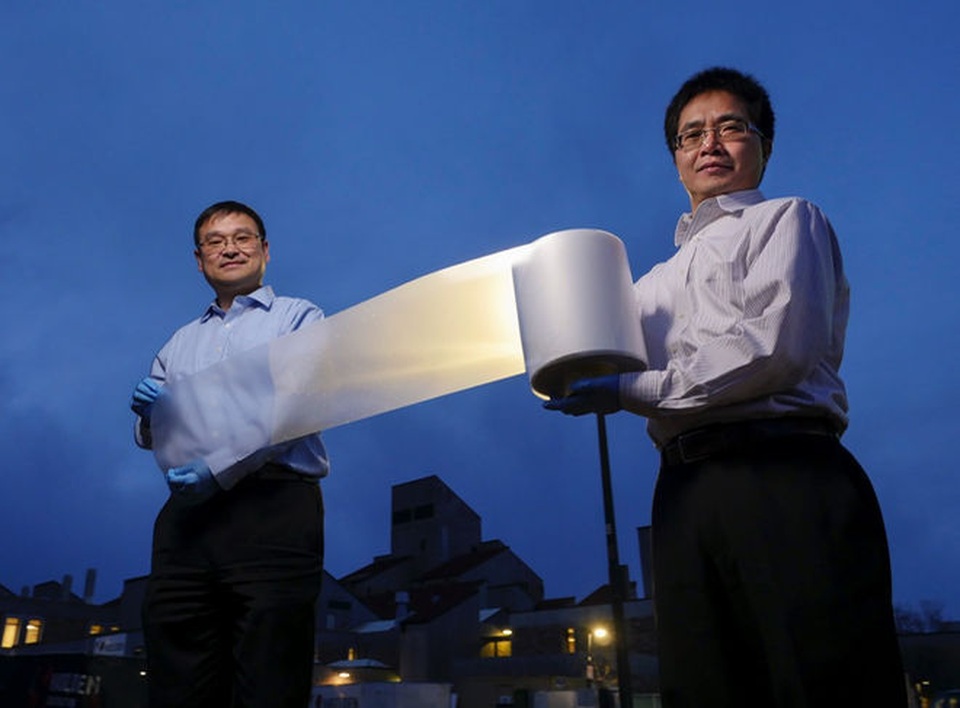 Giấy cuộn phản xạ nhiệt có thể làm mát mà không cần điện - 1 Giấy cuộn phản xạ nhiệt có thể làm mát mà không cần điện - 1