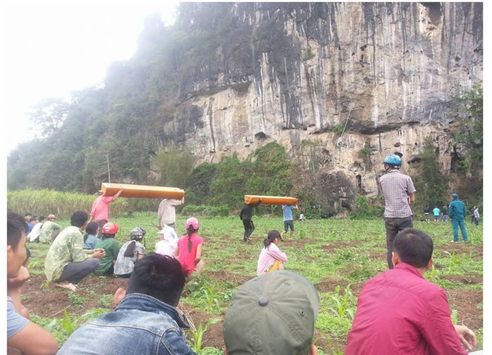 Vụ hiếp, giết cô gái chăn bò: Phát hiện thi thể nam giới gần hiện trường - 2 
Khu vực phát hiện tử thi người đàn ông