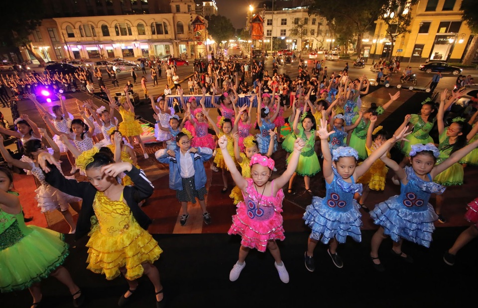 Đếm ngược trước sự kiện Giờ Trái đất năm 2017 tại Việt Nam - 4 Đếm ngược trước sự kiện Giờ Trái đất năm 2017 tại Việt Nam - 4