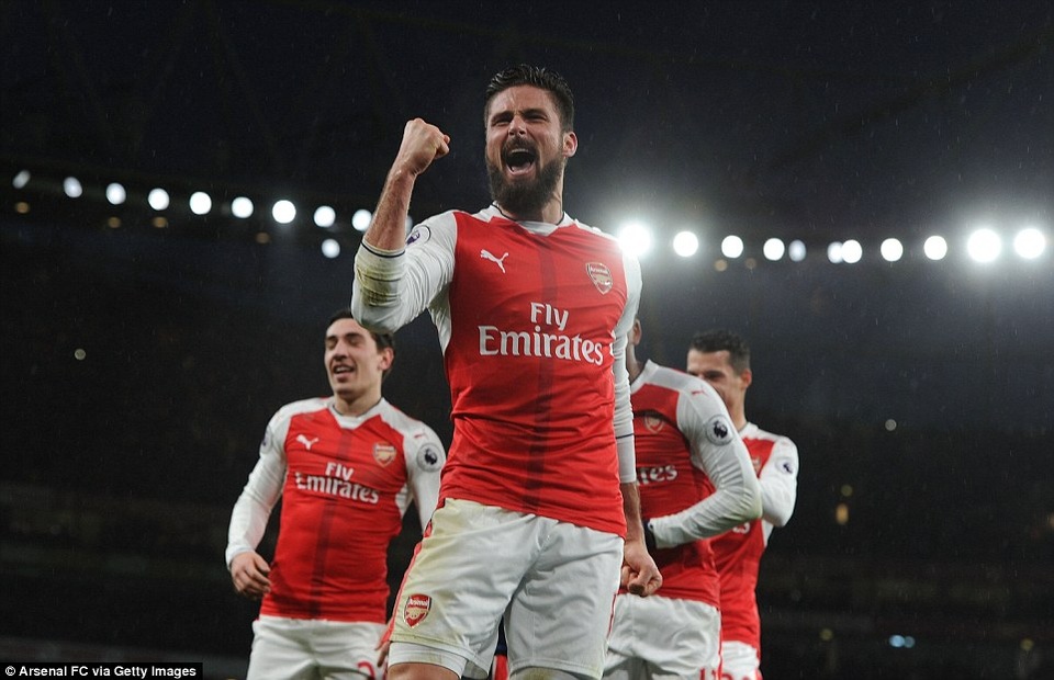 Bournemouth - Arsenal: Thử thách không đơn giản - 1
Giroud mới đây đã gây sốt với bàn thắng ghi theo phong cách bọ cạp