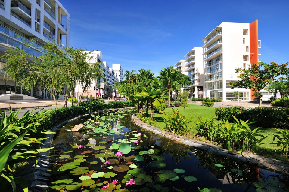 “Hốt bạc” kinh doanh với cửa hàng tại phố đi bộ - 4 Phố đi bộ Kênh Đào nơi khu phố Panorama tọa lạc vị trí cửa ngõ cũng là địa danh nổi tiếng trong đô thị Phú Mỹ Hưng và đón lượng khách khổng lồ mỗi ngày.