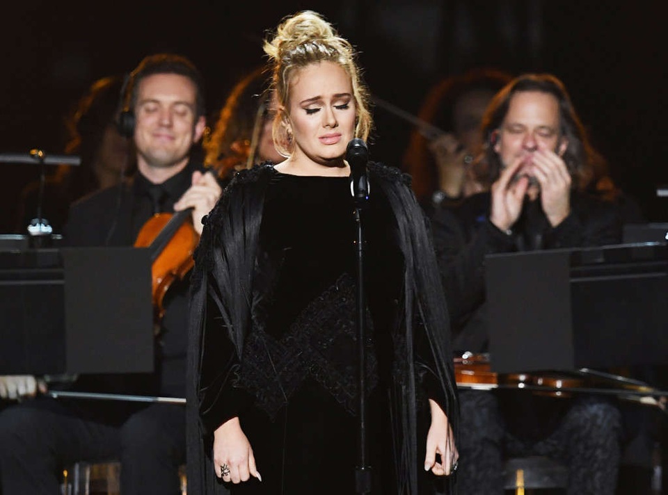 Grammy 2017: “Ngồn ngộn” cảm xúc trong đêm hội tụ của “bầu trời sao” - 8 Grammy 2017: “Ngồn ngộn” cảm xúc trong đêm hội tụ của “bầu trời sao” - 8
