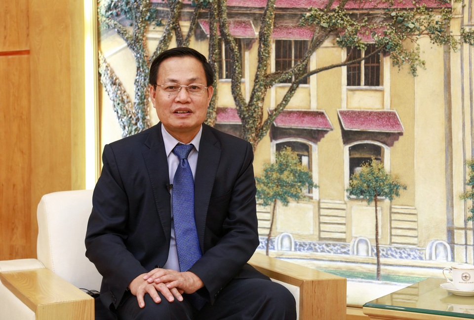 Nhận diện hệ thống đại học Việt Nam: Đừng để suốt ngày vá víu - 1
GS.TS Nguyễn Hữu Đức Phó Giám đốc ĐH QG Hà Nội