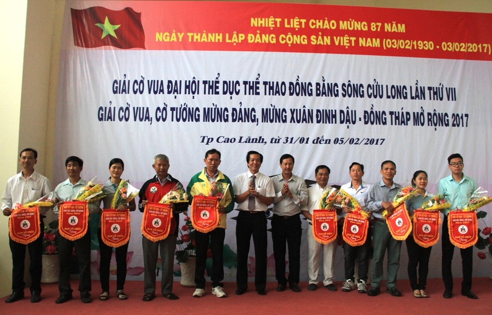 Đầu năm hàng trăm VĐV nhí tham gia giải cờ vua khu vực ĐBSCL, lần thứ VII - 2 Đầu năm hàng trăm VĐV nhí tham gia giải cờ vua khu vực ĐBSCL, lần thứ VII - 2