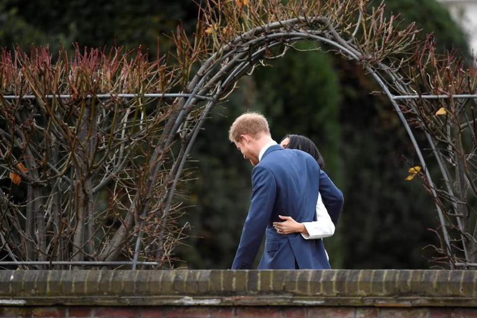 Hoàng tử Harry và vị hôn thê hơn tuổi ra mắt sau thông báo lễ cưới - 9
(Ảnh: Reuters)