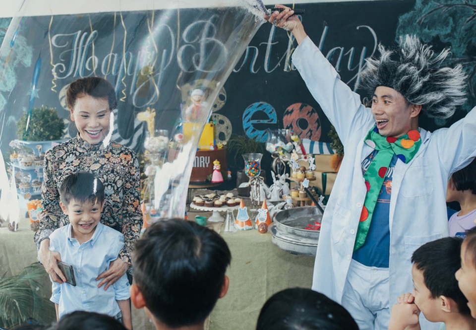 Hà Hồ - Quốc Cường tái hợp làm sinh nhật cho con trai Subeo - 11 Hà Hồ - Quốc Cường tái hợp làm sinh nhật cho con trai Subeo - 11